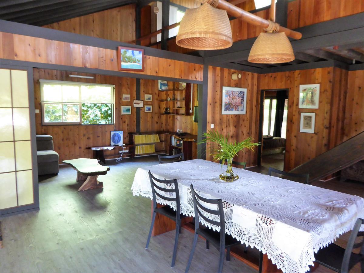Comfortable Maison Papetoai Екстериор снимка